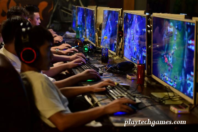 Remaja dan Game Online: Hiburan atau Ketergantungan?